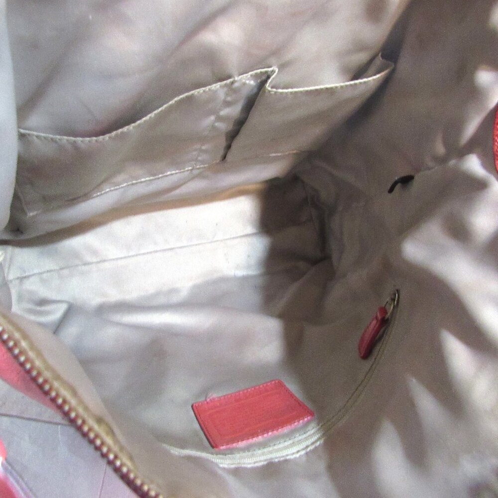 Red Leather Tote Bag with Embossed Logo Detail (FREE BEAUTY GIFT INCLUDED) - Picture 8 of 13